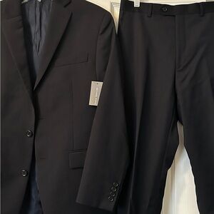 Michael Kors Men’s Dark Navy Wool Suit – Jacket 38R / Matching Pants (NWT)